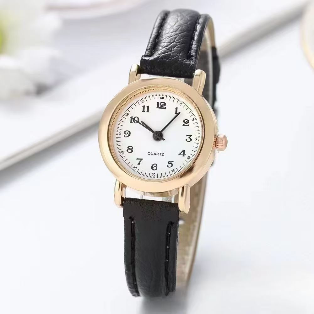 Female Petite Literary Retro Leather Timepiece