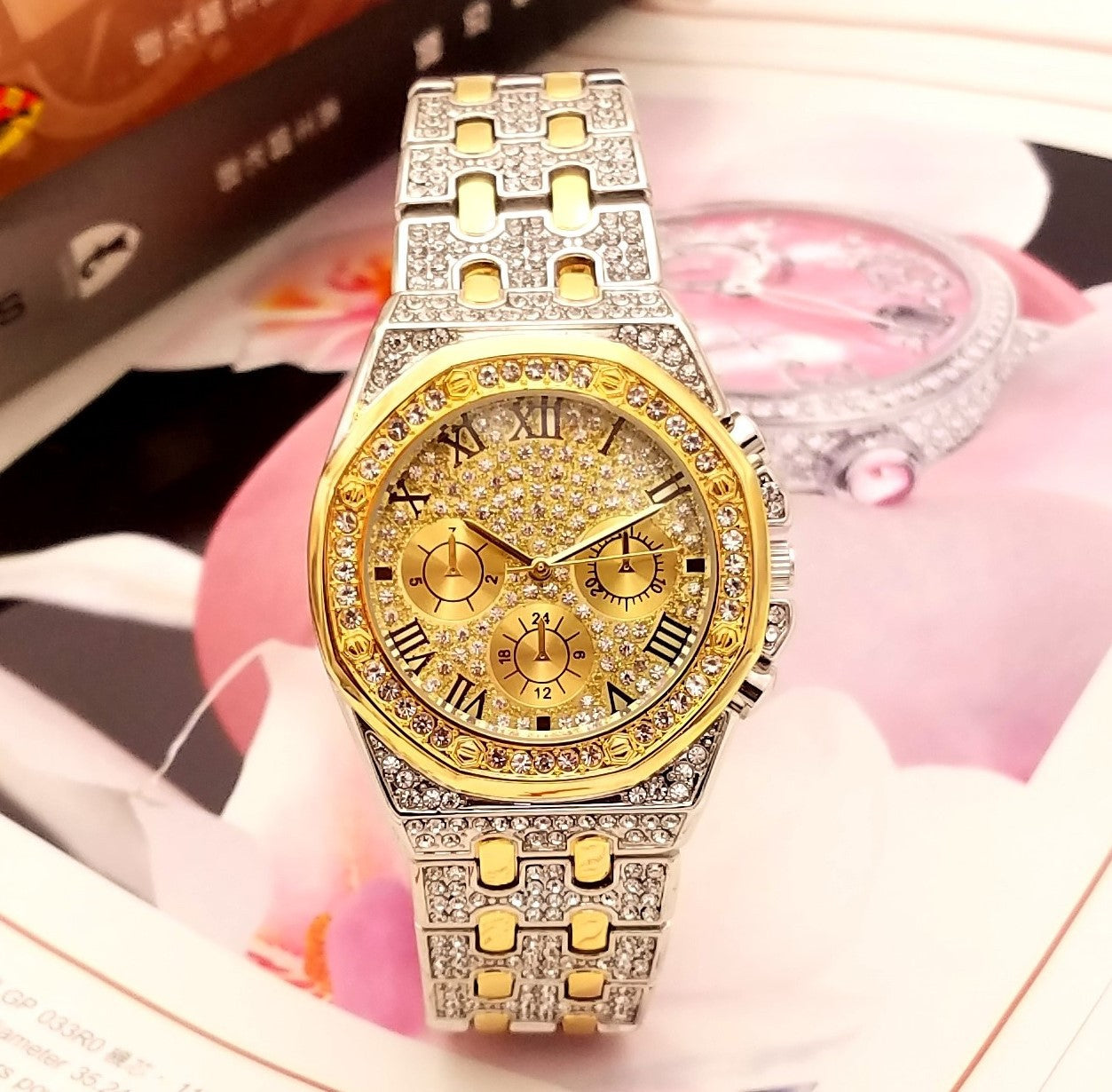 Close-up of the refined jewelry buckle and the architectural link construction of the alloy strap